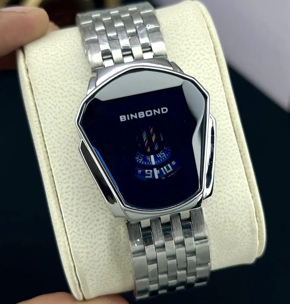 Stylish Mens Quartz Watch With Chain Strap Elegant - Image 2